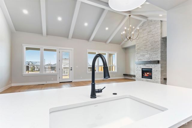 7082 W Newton St, Eagle, ID 83616