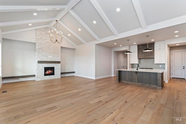 7082 W Newton St, Eagle, ID 83616