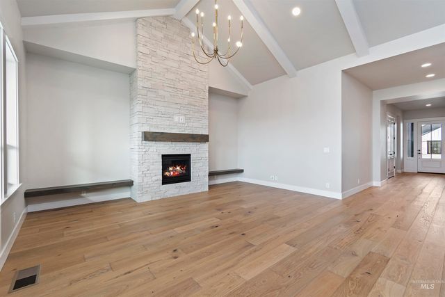 7082 W Newton St, Eagle, ID 83616