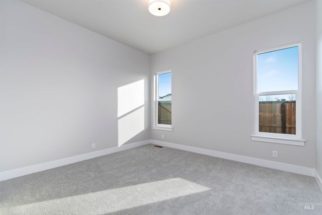 7082 W Newton St, Eagle, ID 83616