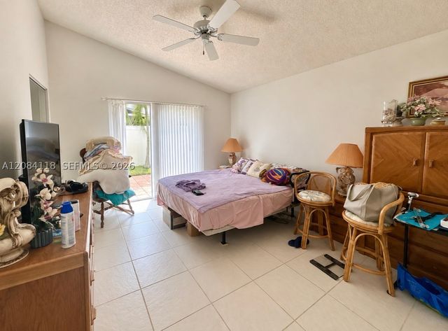 16478 NW 20th St, Pembroke Pines, FL 33028