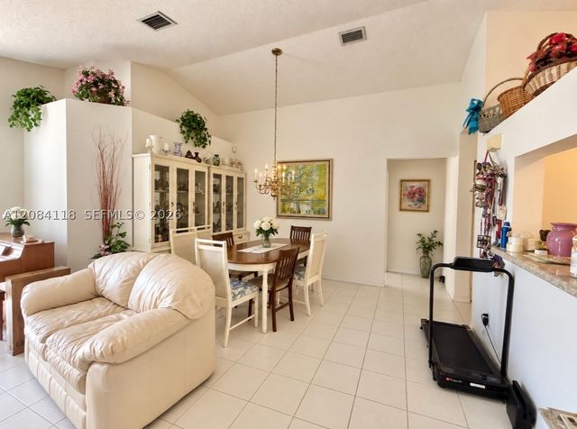 16478 NW 20th St, Pembroke Pines, FL 33028