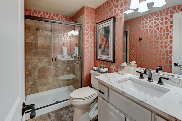 5212 W 124th Terrace, Leawood, KS 66209