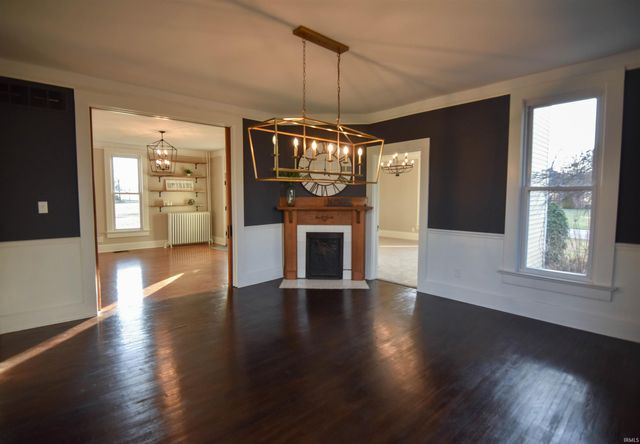 12646 S 200 E., Haubstadt, IN 47639