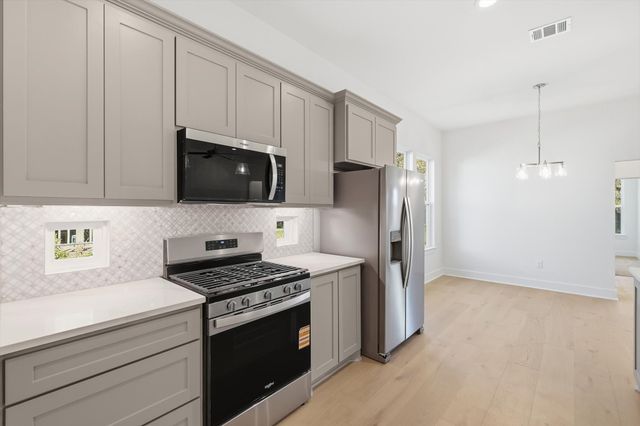 205 S Atwood Street, Boyd, TX 76023