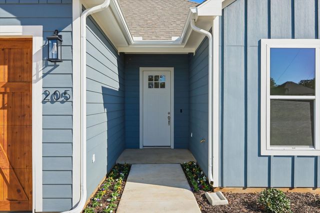 205 S Atwood Street, Boyd, TX 76023