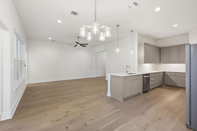 205 S Atwood Street, Boyd, TX 76023