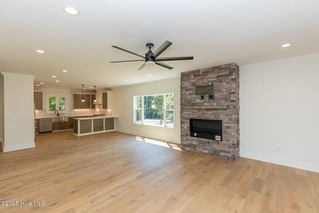 103 Pittman Road, West End, NC 27376
