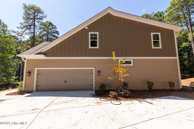103 Pittman Road, West End, NC 27376