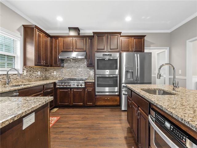 708 Carolyn Drive, Clinton, SC 29325