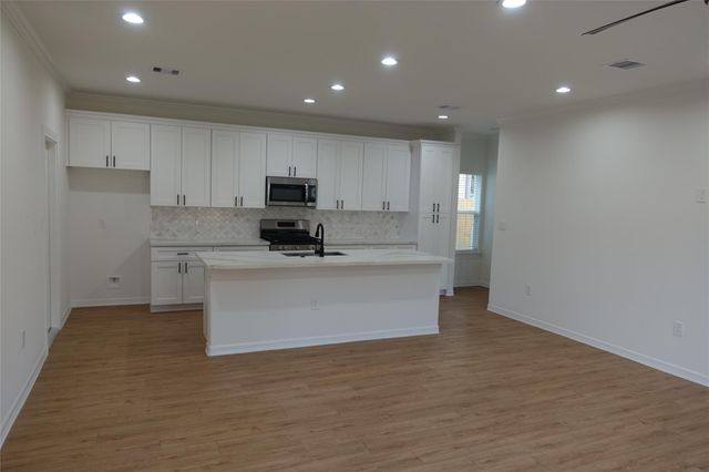 9602 Champion Heavens Drive, Spring, TX 77379