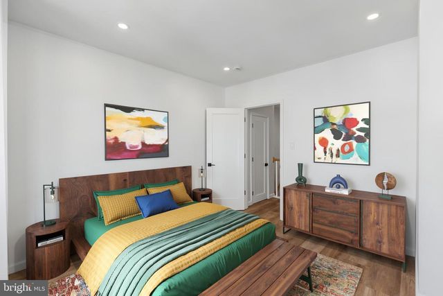 2107 S GARNET ST, Philadelphia, PA 19145