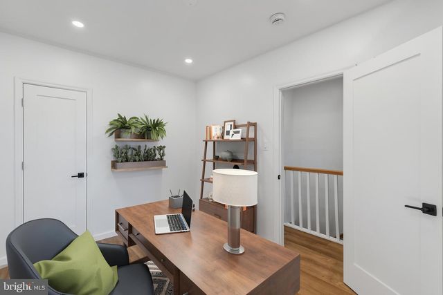 2107 S GARNET ST, Philadelphia, PA 19145