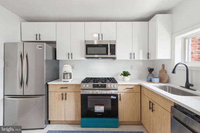 2107 S GARNET ST, Philadelphia, PA 19145