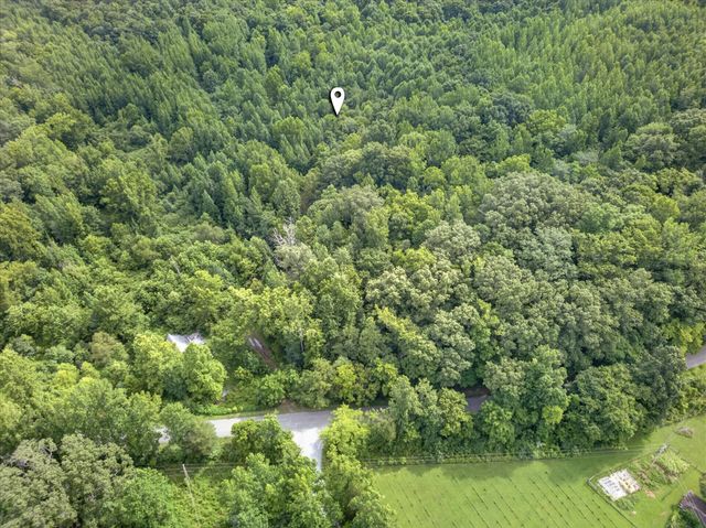1 White Oak Road, Stewart, TN 37175
