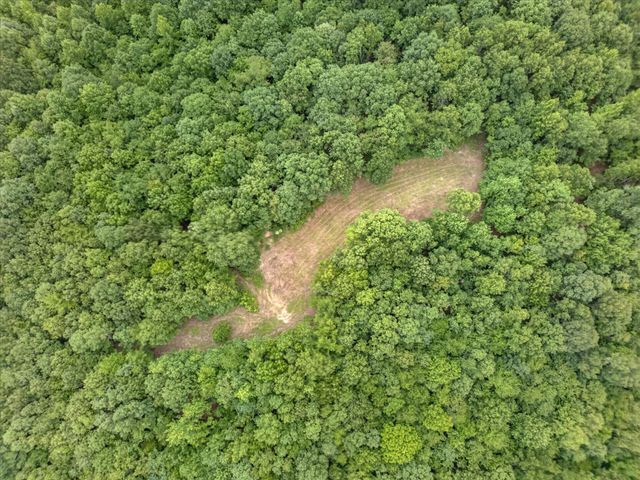 1 White Oak Road, Stewart, TN 37175