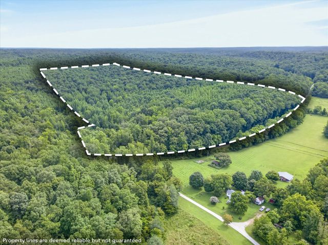 1 White Oak Road, Stewart, TN 37175