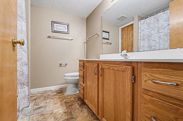 2005 Quail Cove Drive, Oshtemo Twp, MI 49009