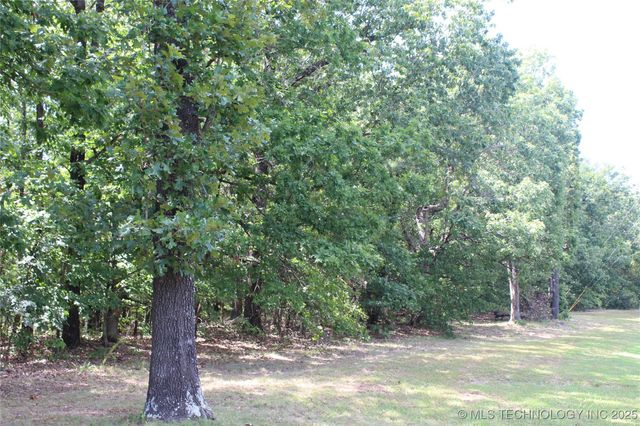 164 Crossroads Drive, Kansas, OK 74347