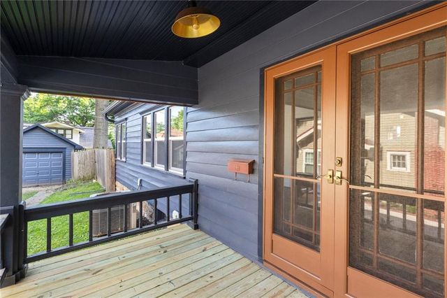 17 E 65th Terrace, Kansas City, MO 64113