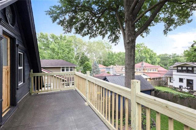 17 E 65th Terrace, Kansas City, MO 64113