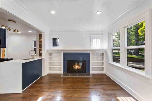 17 E 65th Terrace, Kansas City, MO 64113