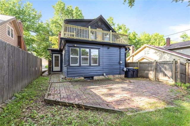 17 E 65th Terrace, Kansas City, MO 64113