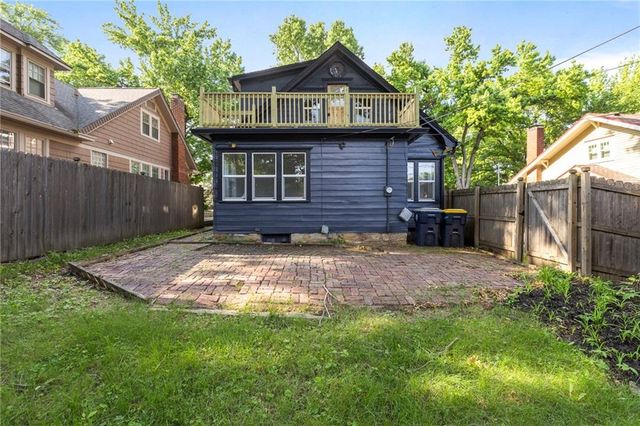 17 E 65th Terrace, Kansas City, MO 64113