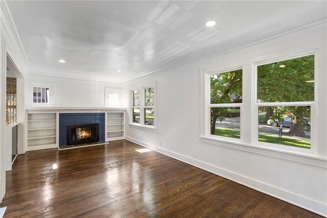 17 E 65th Terrace, Kansas City, MO 64113