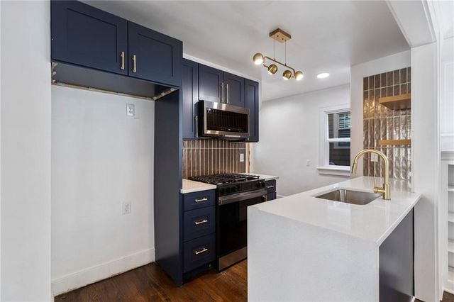 17 E 65th Terrace, Kansas City, MO 64113