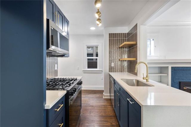 17 E 65th Terrace, Kansas City, MO 64113