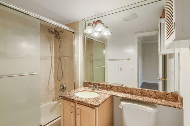 924 SE 2ND Street 25, Fort Lauderdale, FL 33301