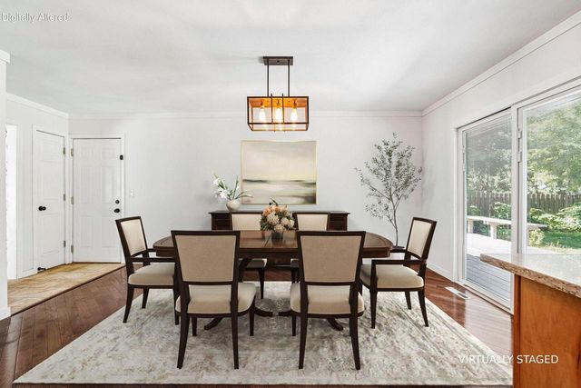1006 Wisteria LANE, Waukesha, WI 53189