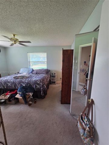 5221 SW 201st Ter, Southwest Ranches, FL 33332