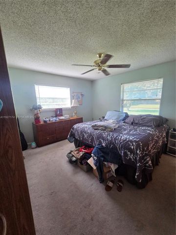 5221 SW 201st Ter, Southwest Ranches, FL 33332