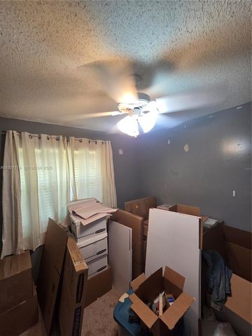 5221 SW 201st Ter, Southwest Ranches, FL 33332