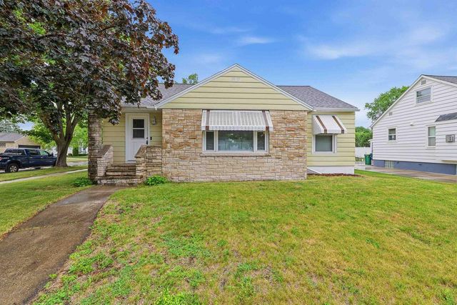327 E ARNDT STREET, Fond Du Lac, WI 54935