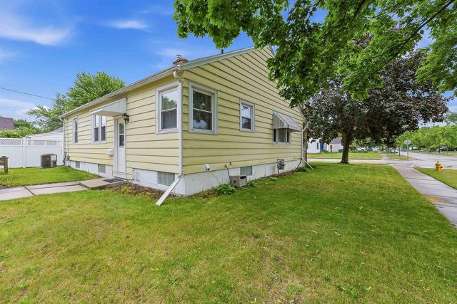 327 E ARNDT STREET, Fond Du Lac, WI 54935