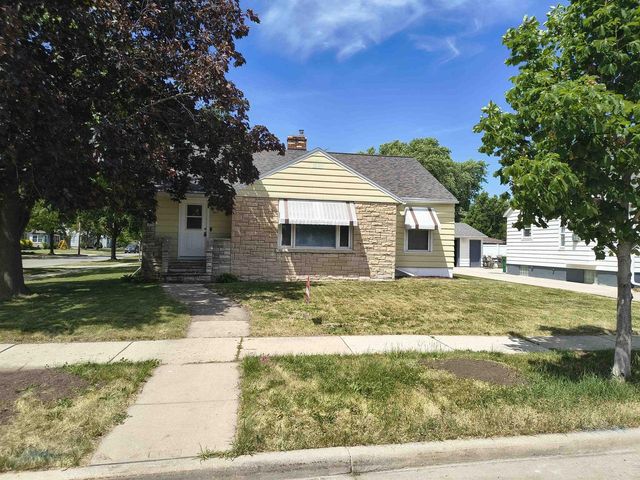 327 E ARNDT STREET, Fond Du Lac, WI 54935