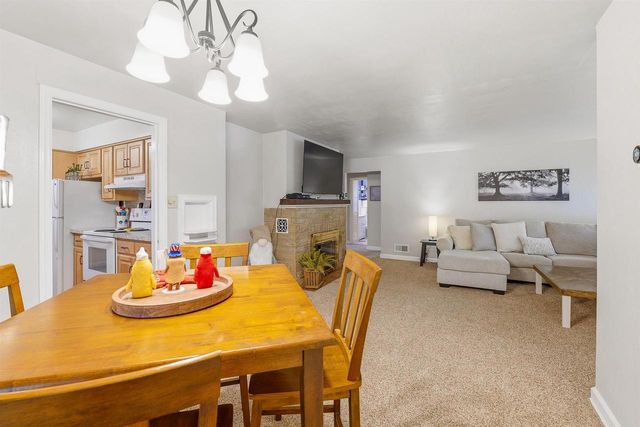 327 E ARNDT STREET, Fond Du Lac, WI 54935