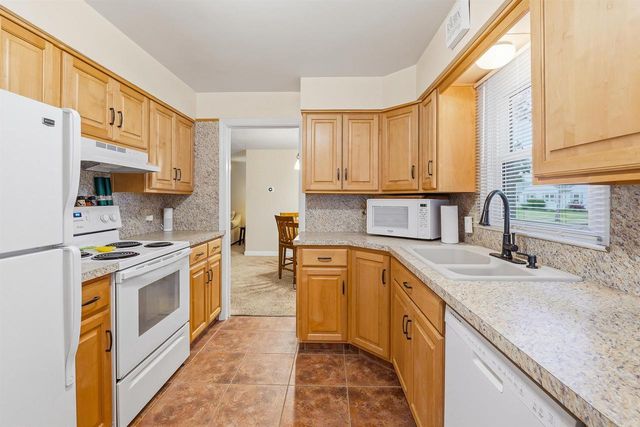327 E ARNDT STREET, Fond Du Lac, WI 54935