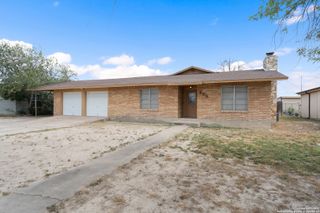 203 Margaret, Del Rio, TX 78840