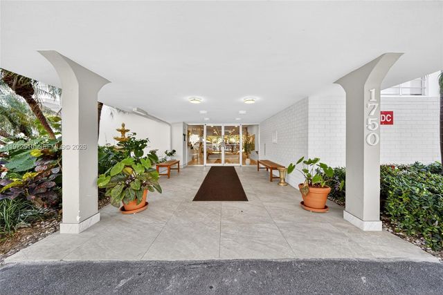 1750 NE 115th St 601, Miami, FL 33181