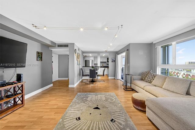 1750 NE 115th St 601, Miami, FL 33181