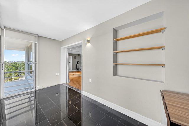 1750 NE 115th St 601, Miami, FL 33181