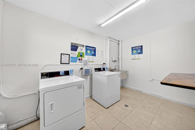 1750 NE 115th St 601, Miami, FL 33181