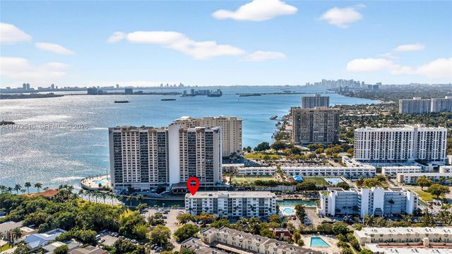 1750 NE 115th St 601, Miami, FL 33181
