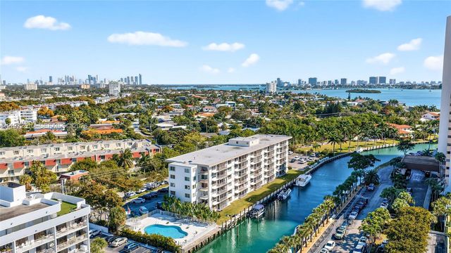 1750 NE 115th St 601, Miami, FL 33181