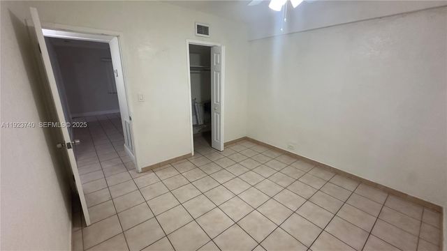 580 E 47th St, Hialeah, FL 33013