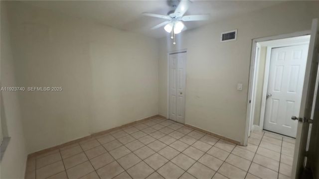 580 E 47th St, Hialeah, FL 33013